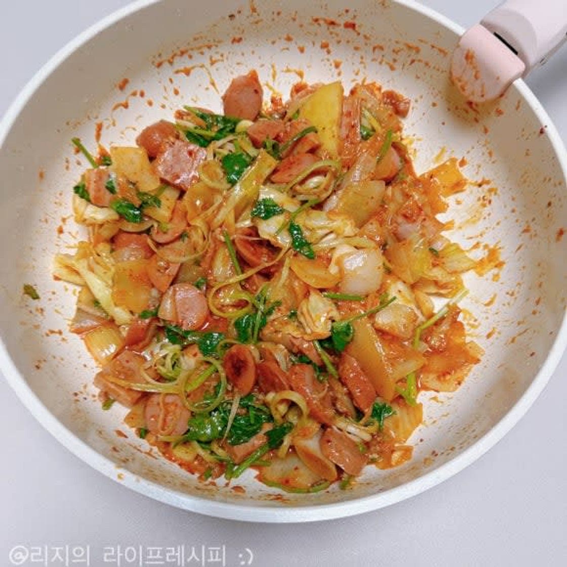 부대볶음 레시피 부대찌개 밀키트로 맛있는 볶음요리 부대볶음
