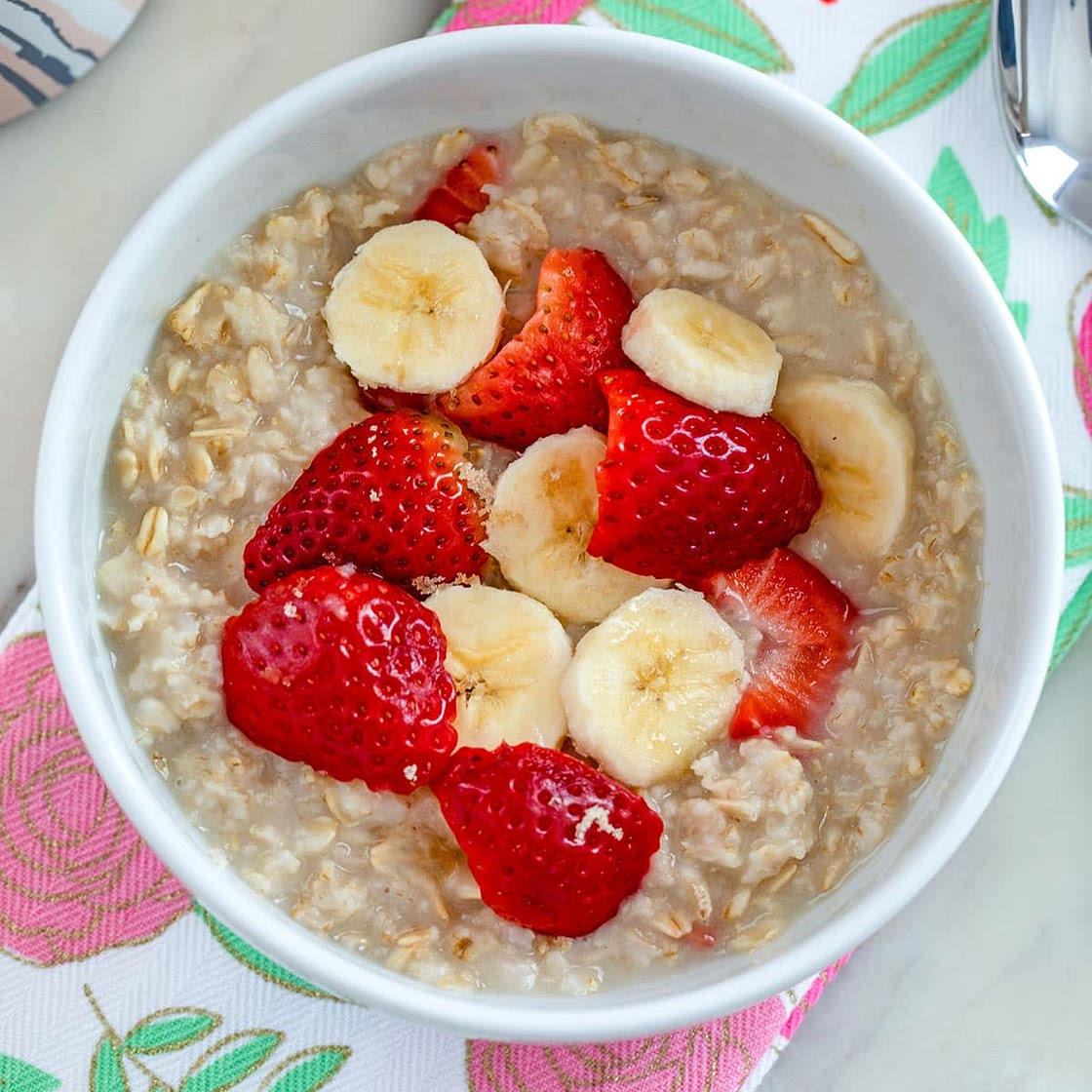 Strawberry banana oatmeal