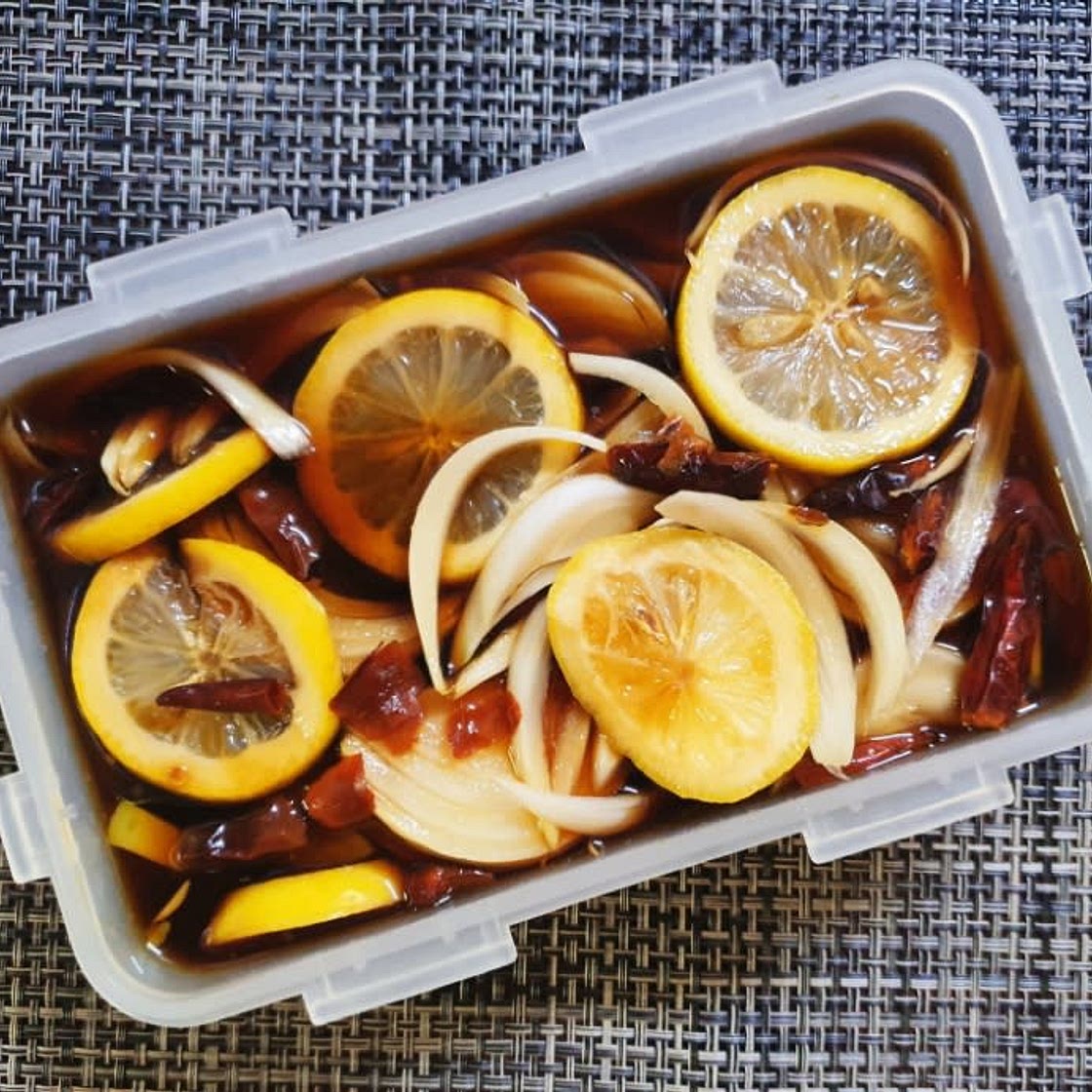 밥도둑 레시피! 밥과 비벼먹기 좋은 아보카도장 만들기