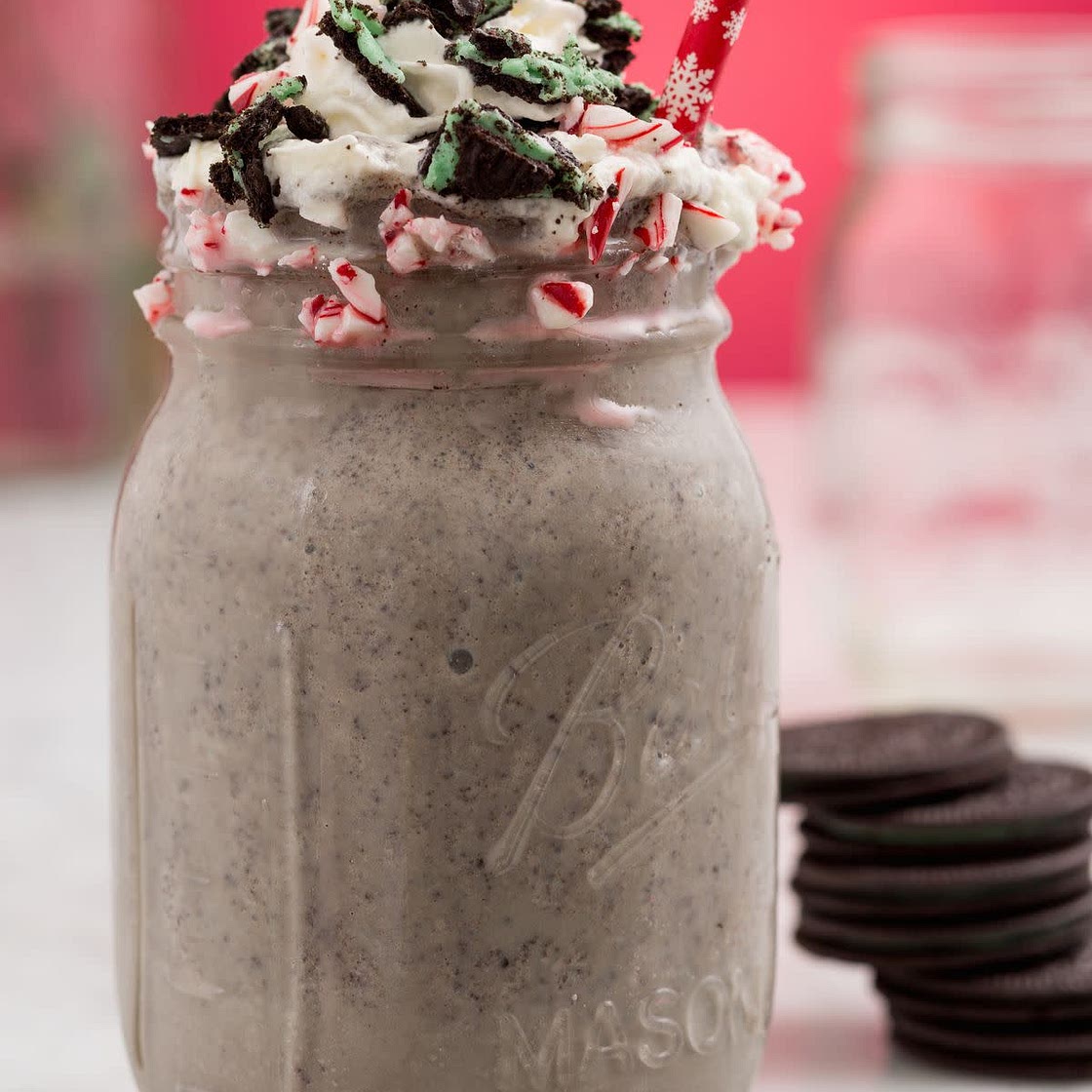 Peppermint  Oreo Milkshake