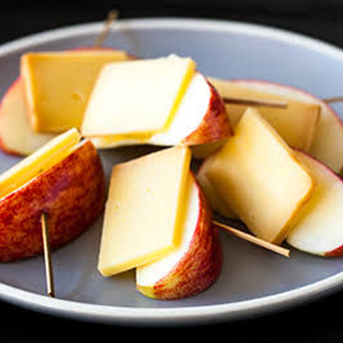 Apple and cheese 135g high protein  *