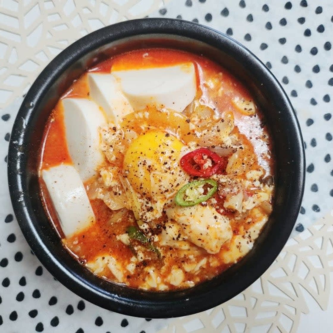 우삼겹 쫄면 순두부 찌개