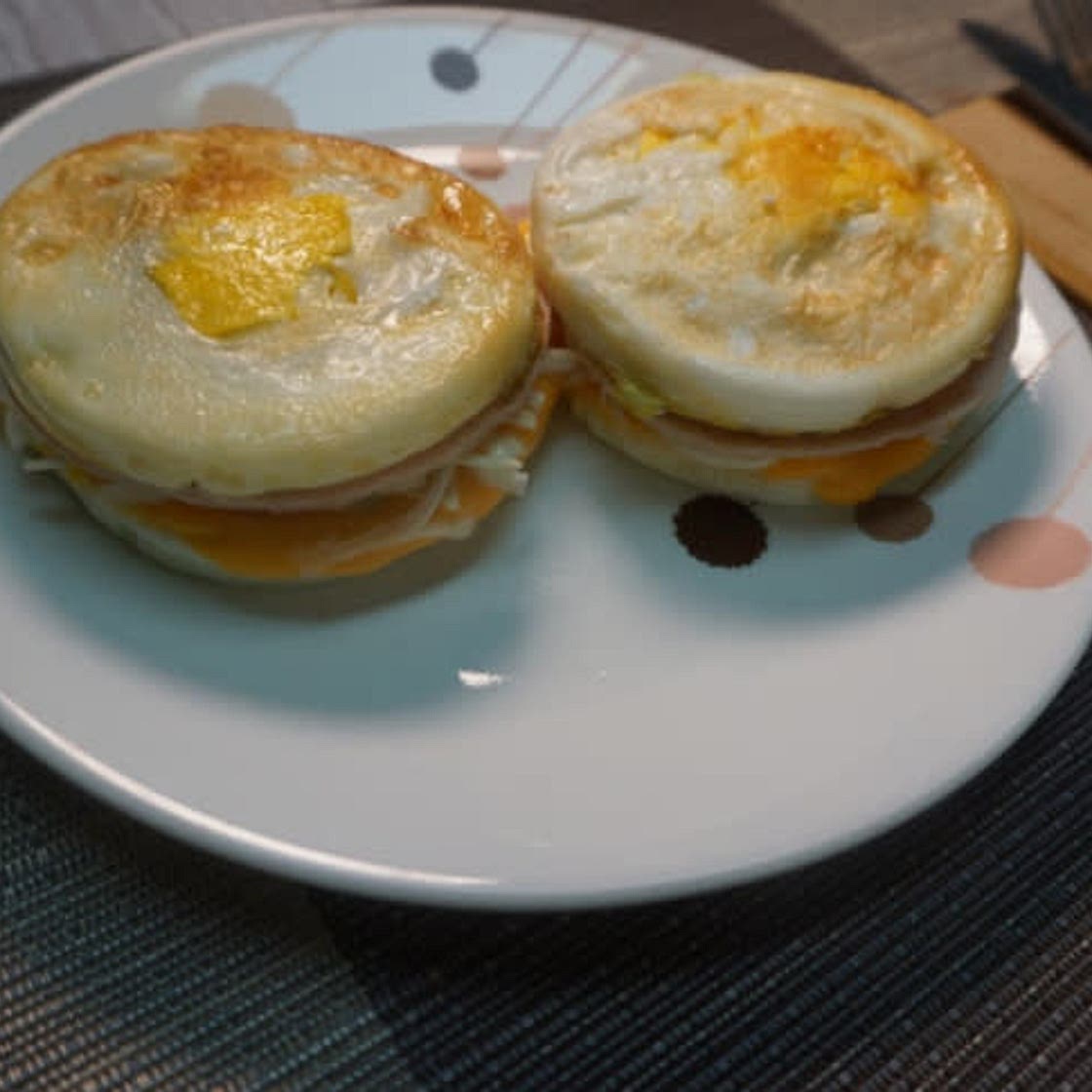 빵 없는 햄치즈 버거