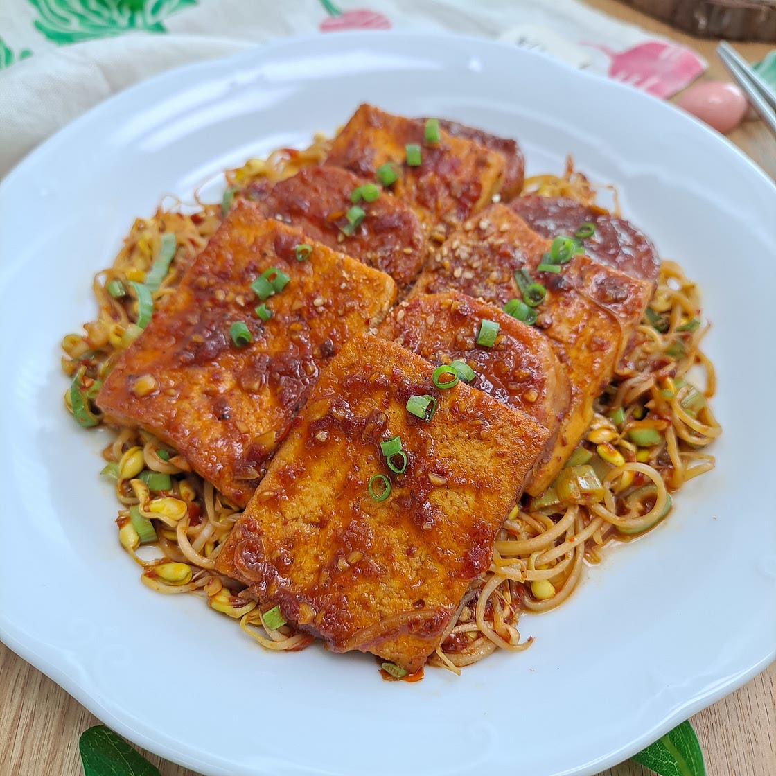 간단한 집반찬 콩나물 스팸 두부조림