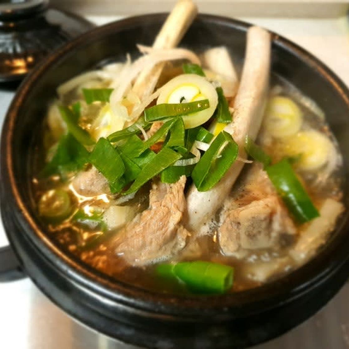 압력솥 돼지등갈비탕