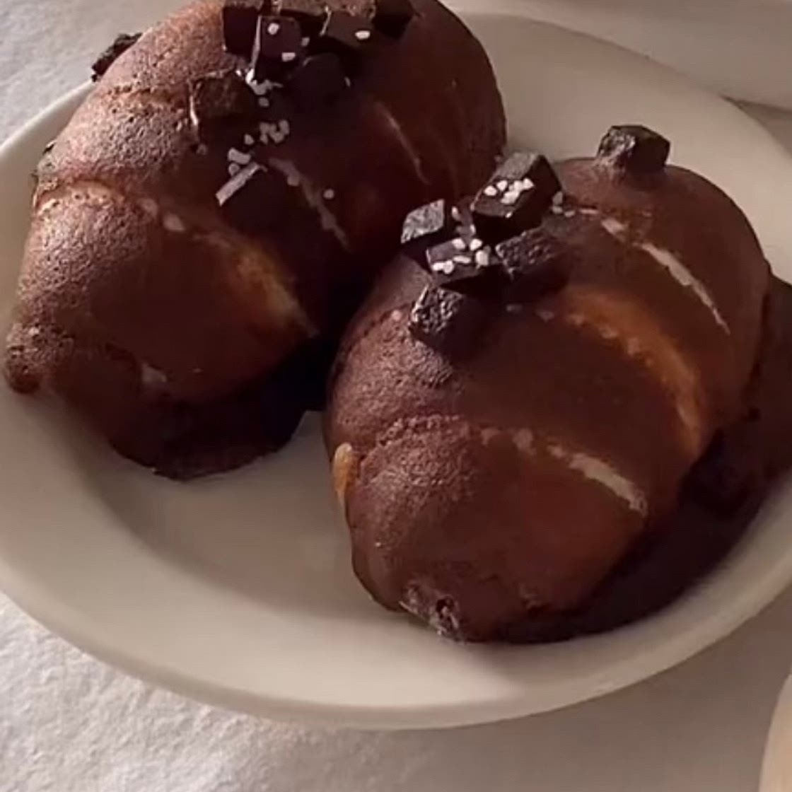 초코토핑 소금빵