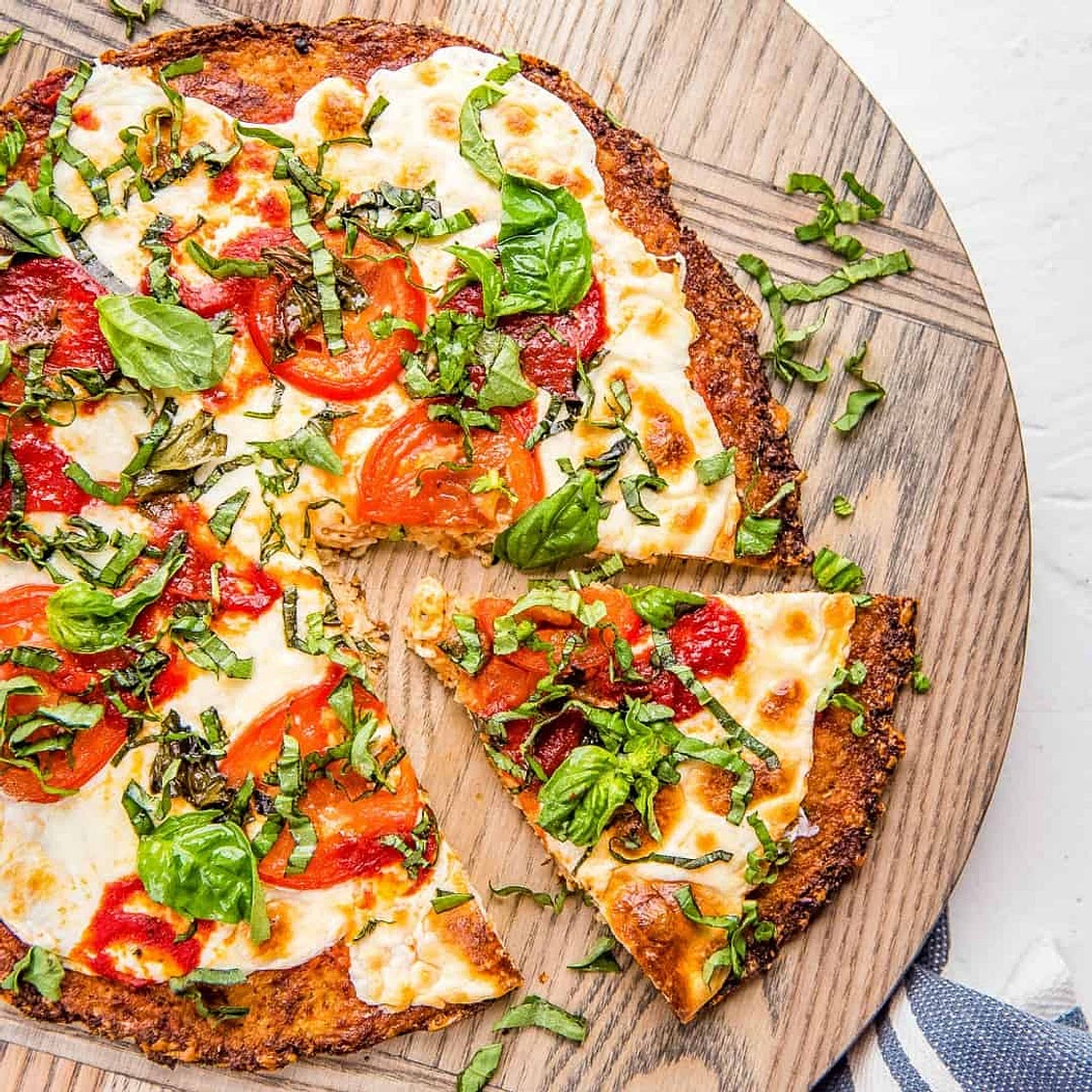 Cauliflower pizza