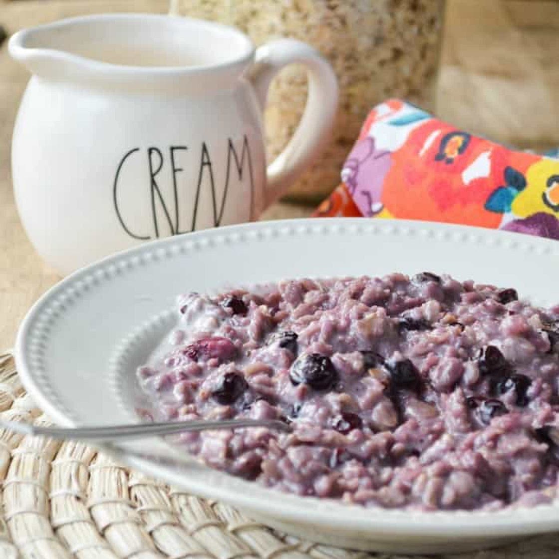 Blueberries and cream oatmeal