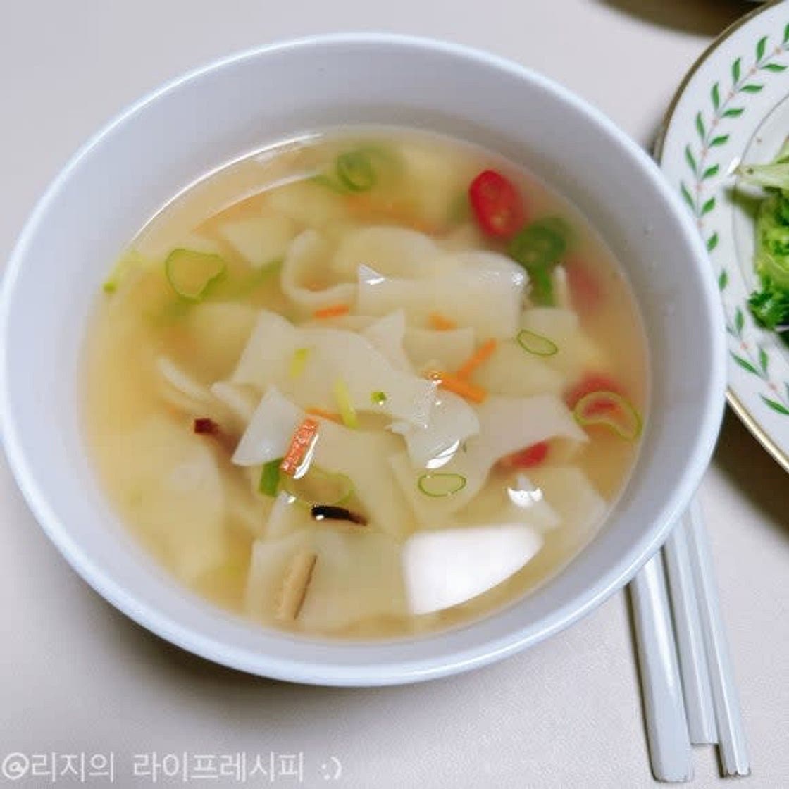 수제비 만드는법 간단한 국요리 해물수제비 밀키트 추천 수제비 끓이는법