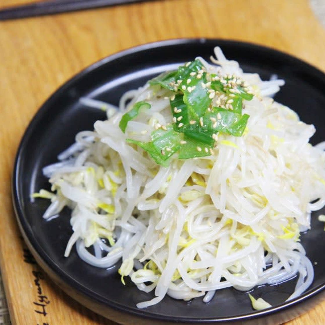 숙주나물무침 언제 먹어도 맛있어요