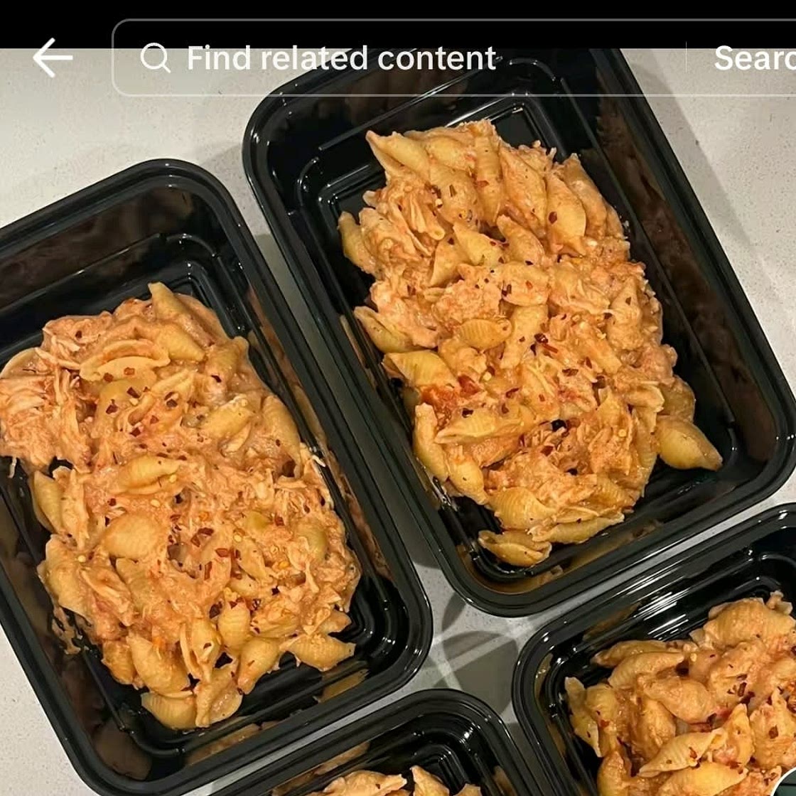 Crockpot Chicken Parm Pasta
