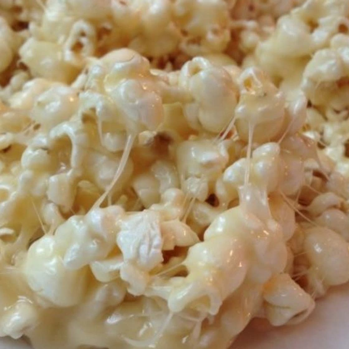 Marshmallow Carmel Popcorn