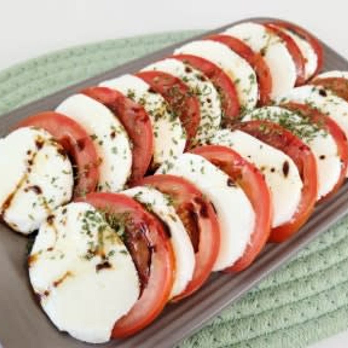 카프레제(Caprese) 샐러드
