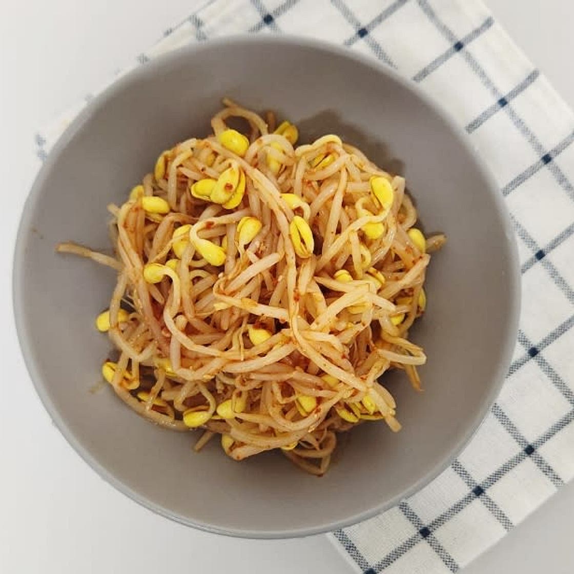 빨간 콩나물무침