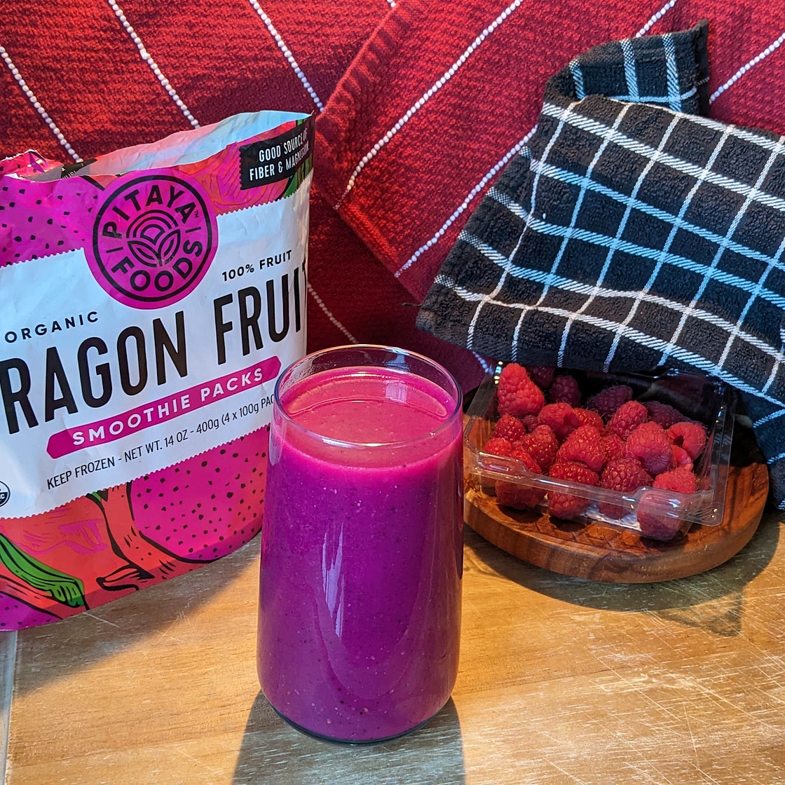 Fuchsia 
Dragon Fruit Smoothie