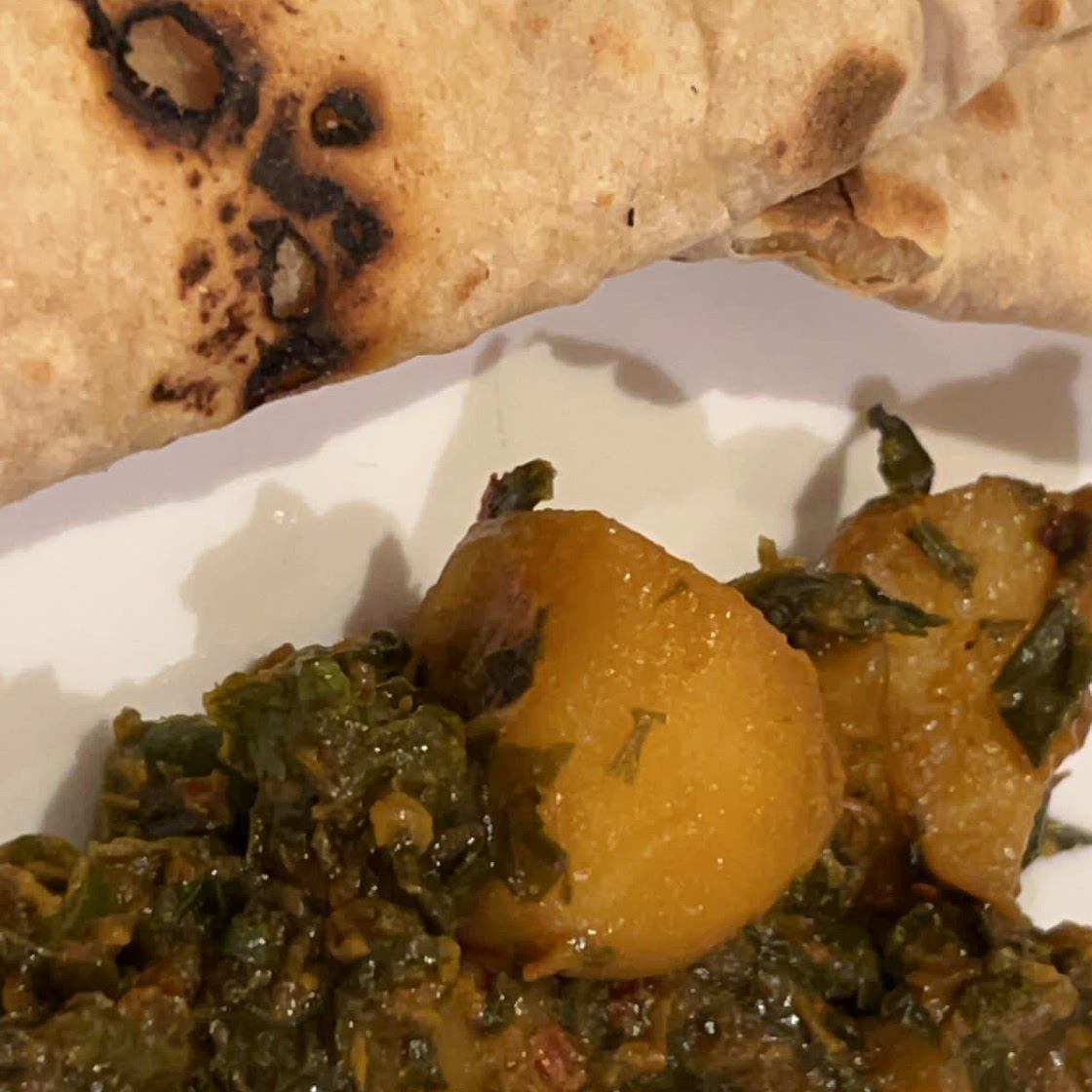 Aloo palak (Spinach and potatoes)