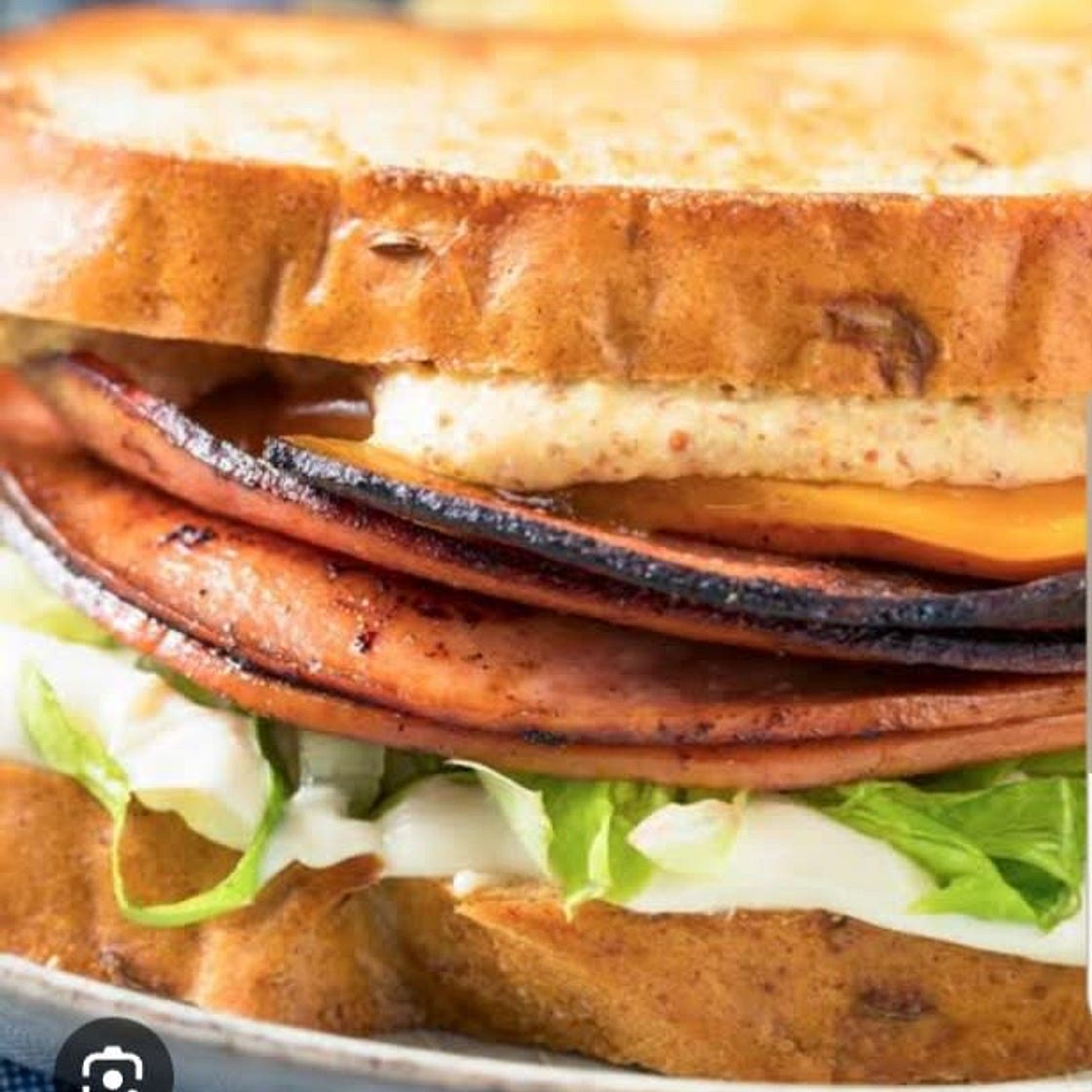 Fried  polony sandwich