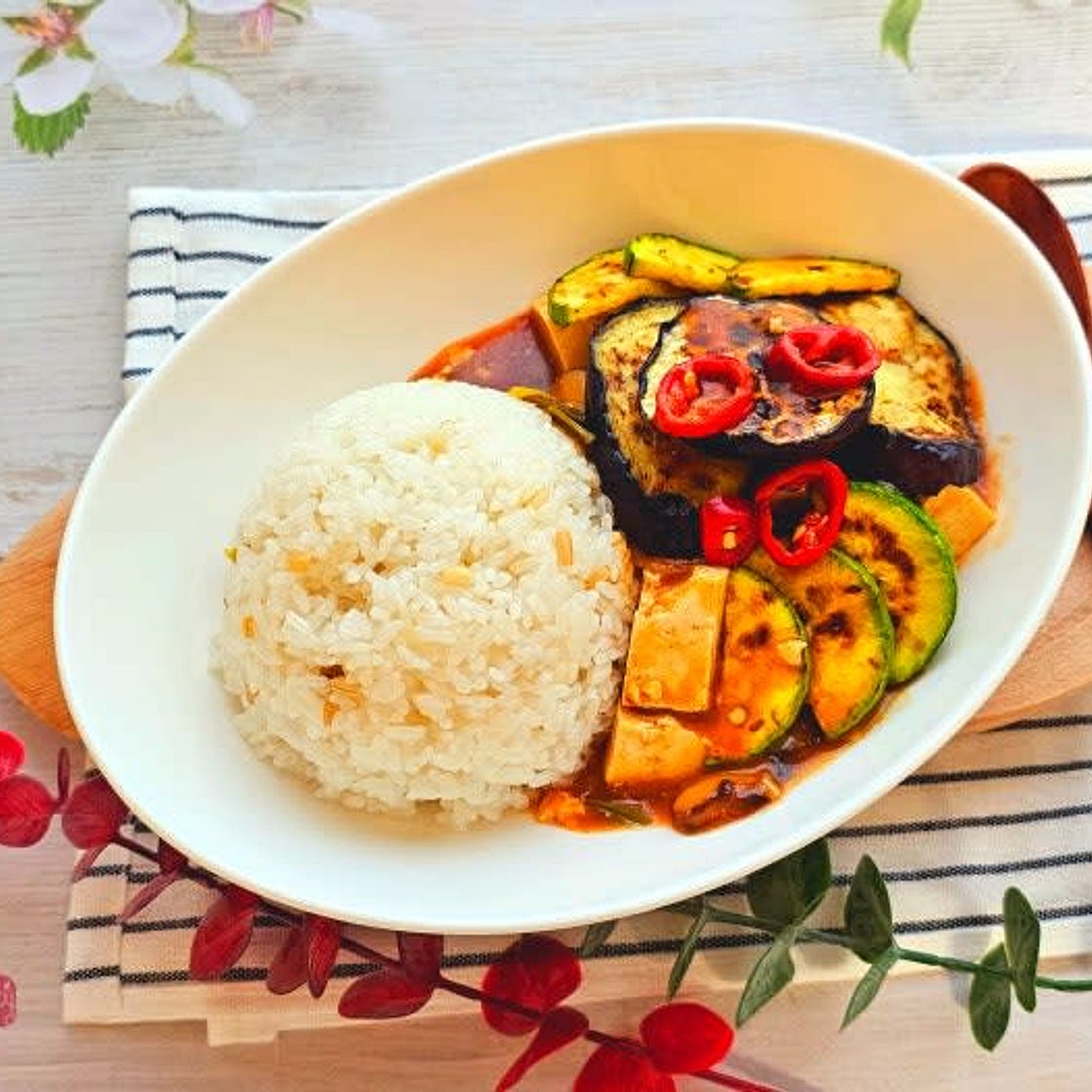 가지 마파두부 덮밥