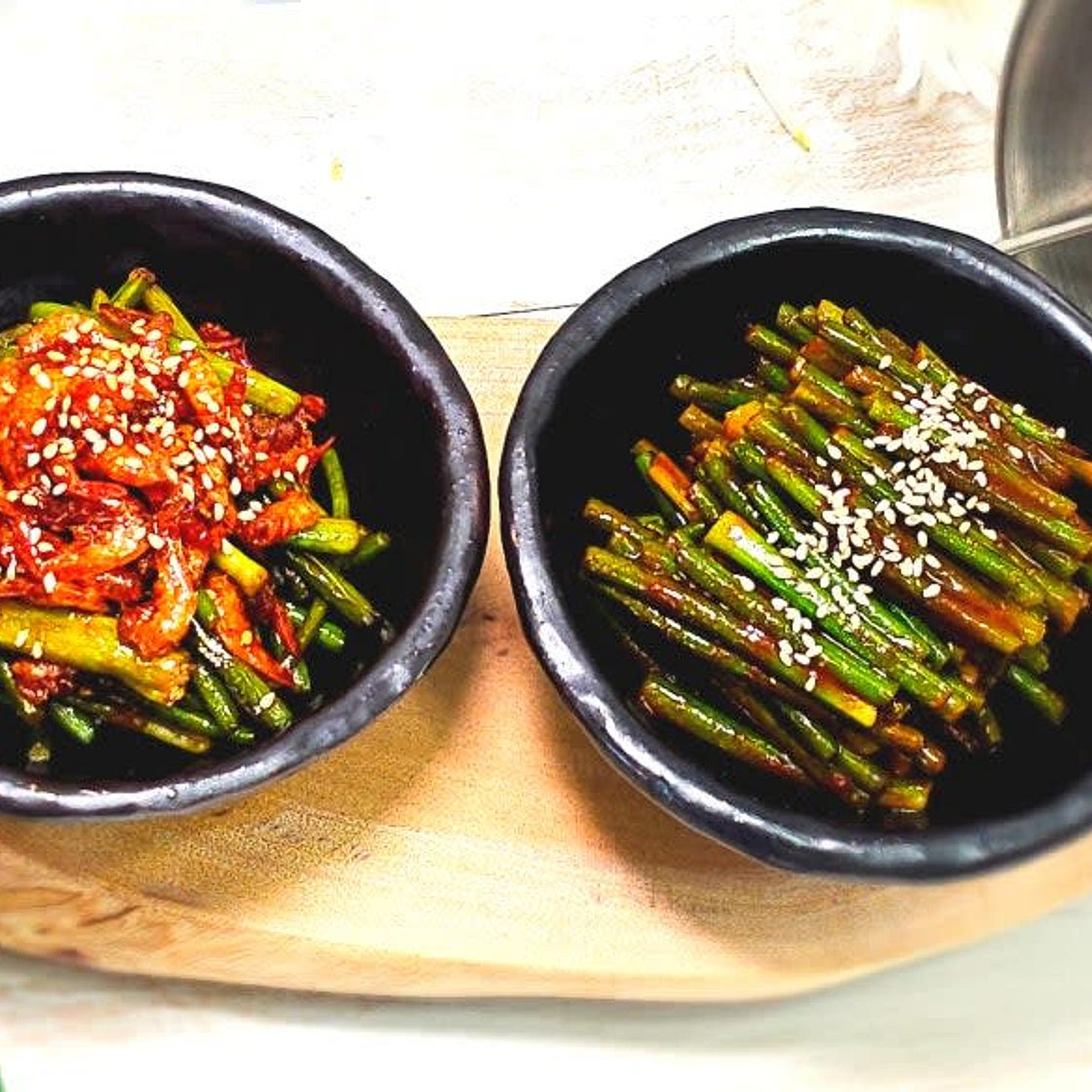 마늘쫑 볶음 & 마늘쫑 고추장 무침