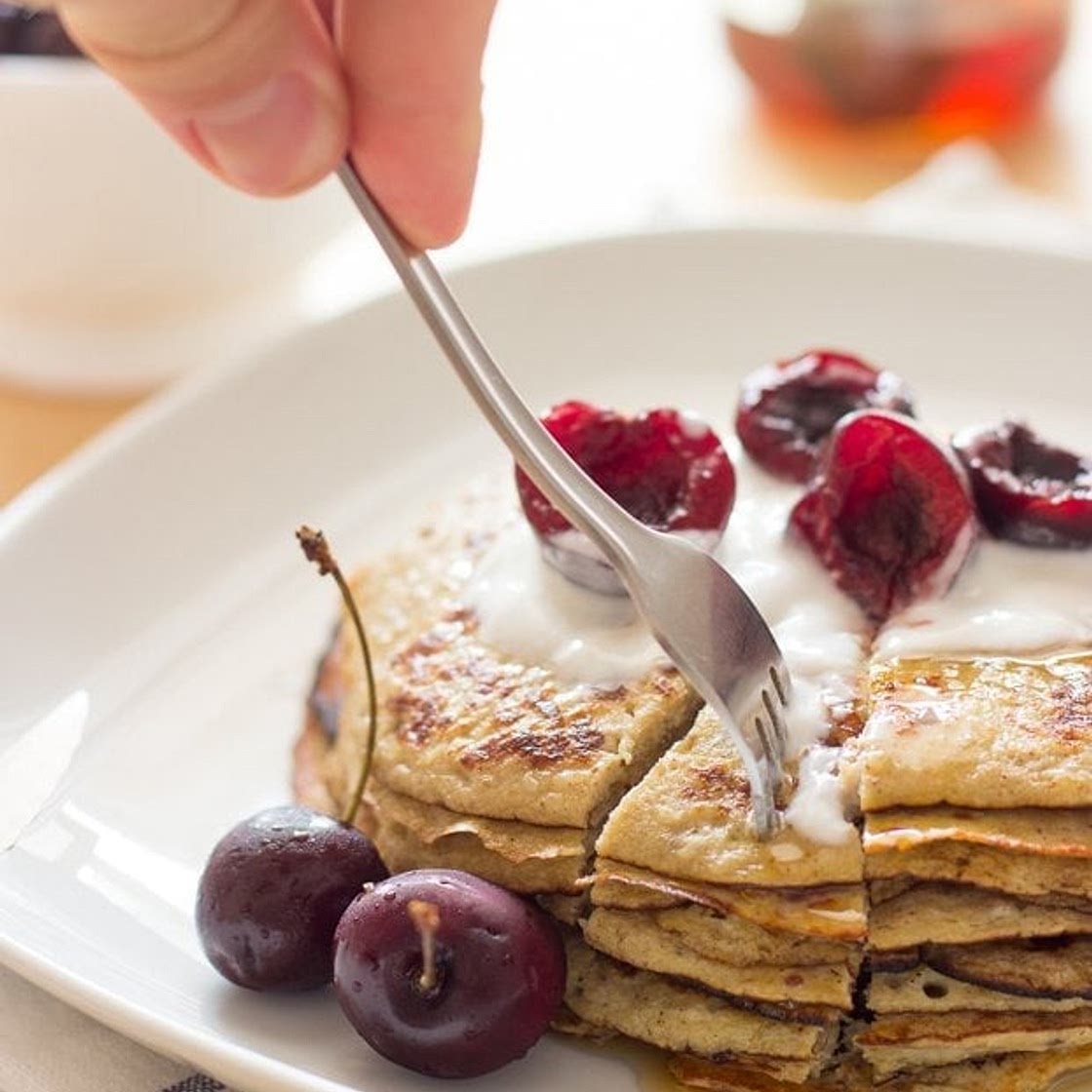 The 2 Ingredient Banana Egg Pancakes