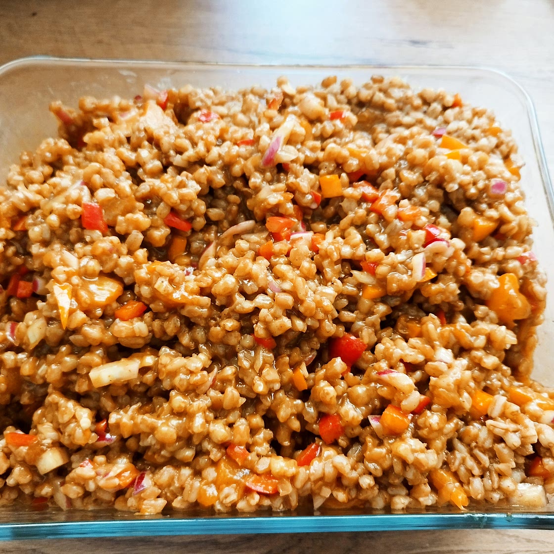 Crushed wheat salad