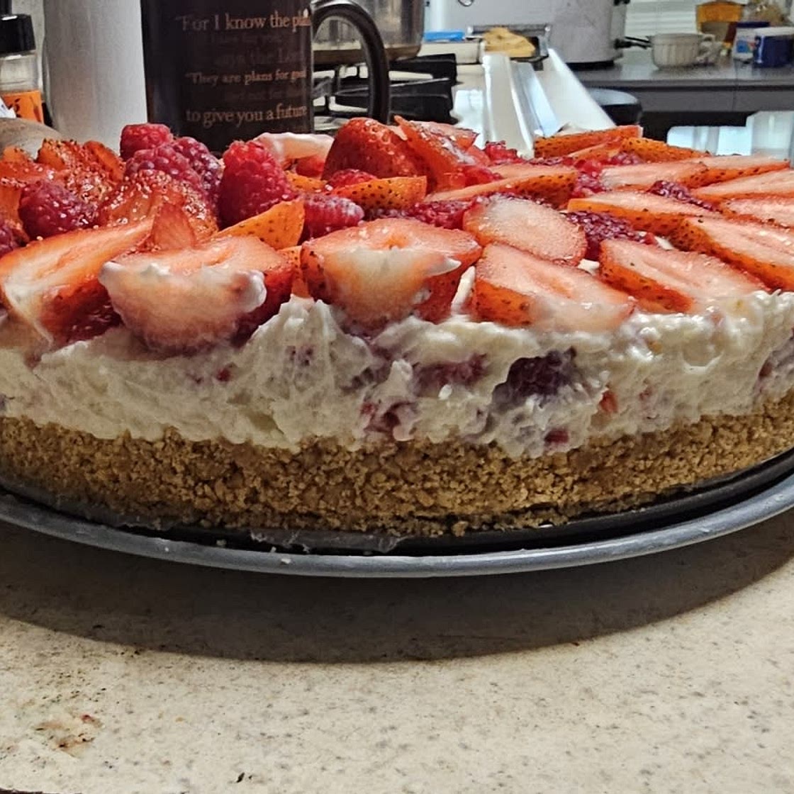 Raspberry and White Chocolate No Bake Cheesecake