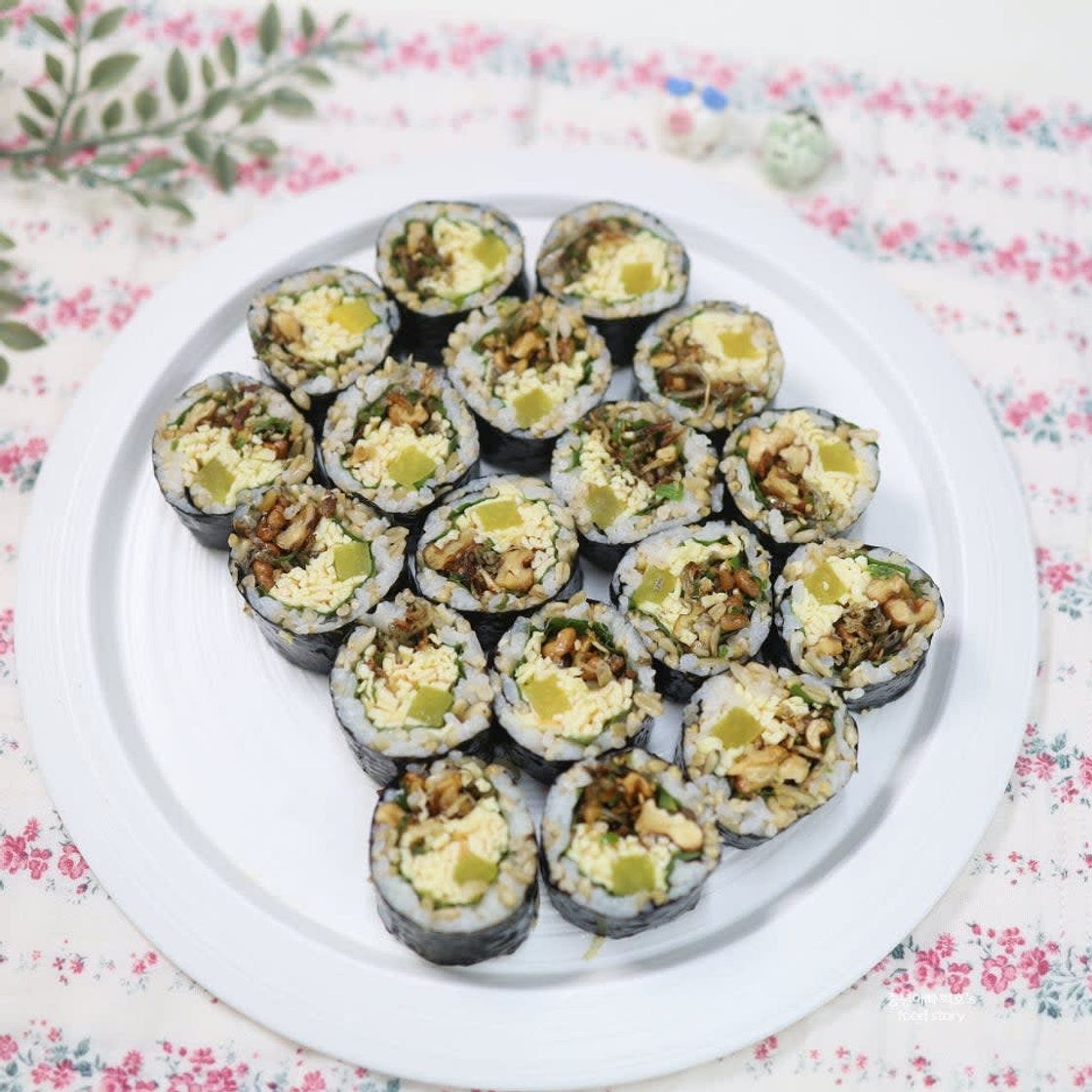 땡초김밥 만들기 매운 청양고추 집 멸치김밥 김 앞뒤