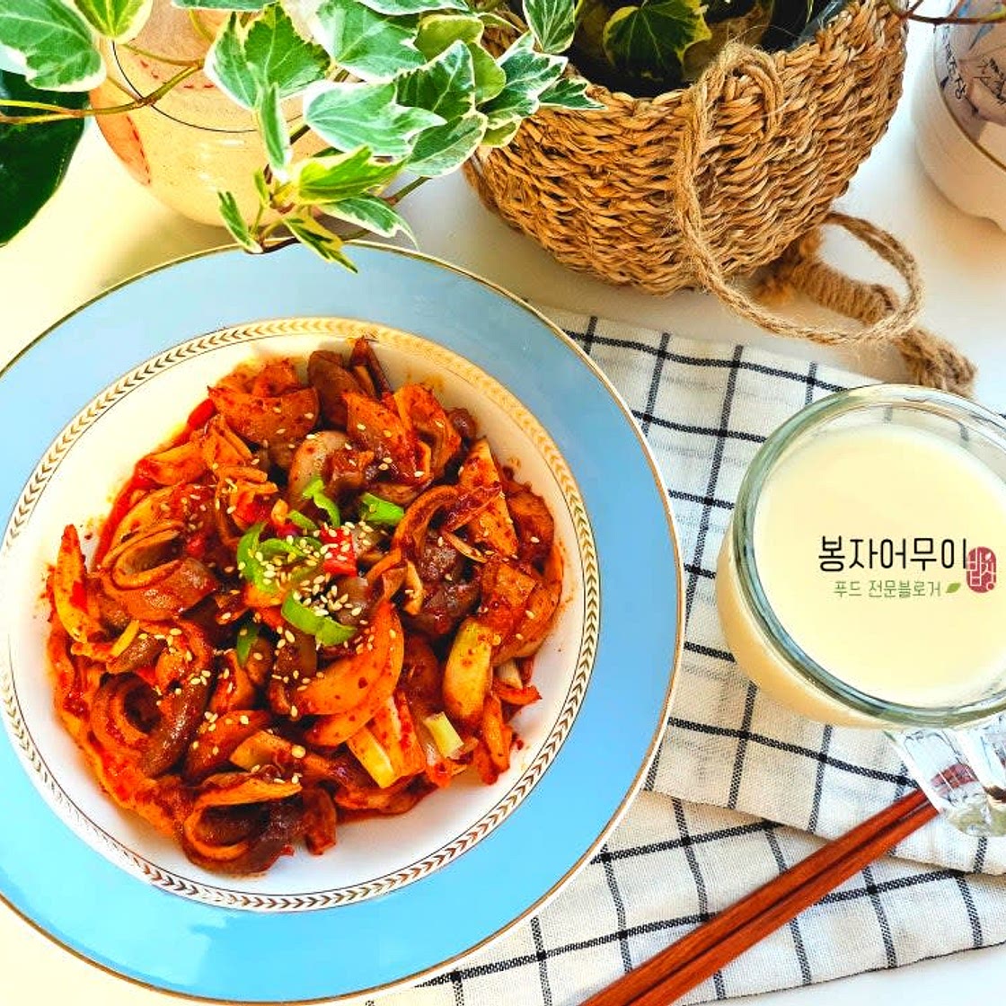 쫄깃쫄깃 오소리감투 볶음