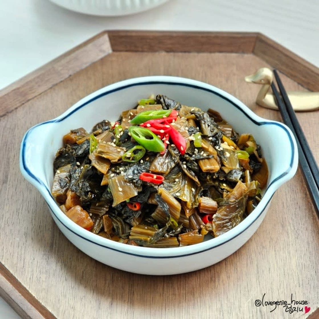 들기름 묵은지볶음