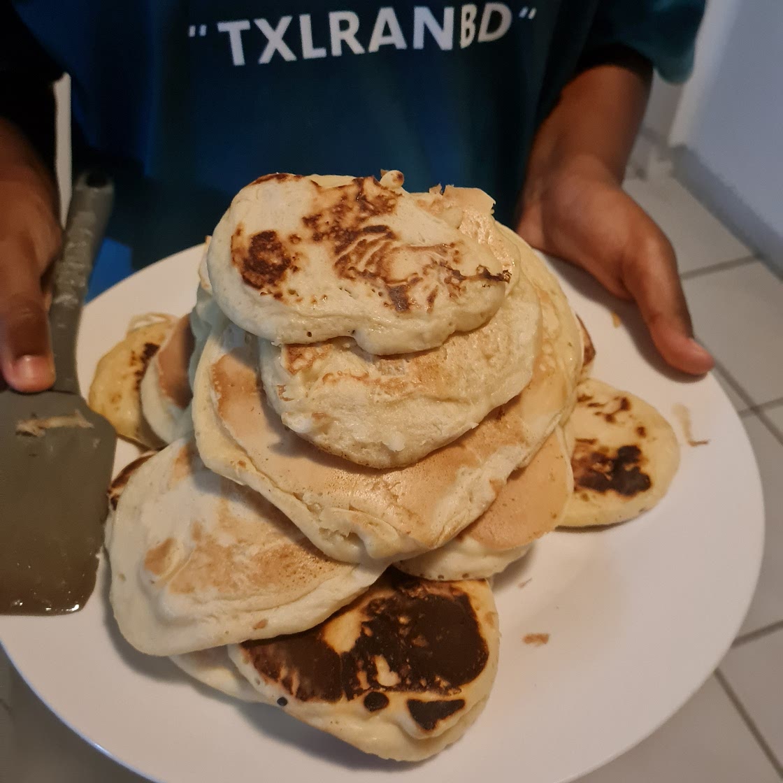 Simple, Fluffy Pancakes