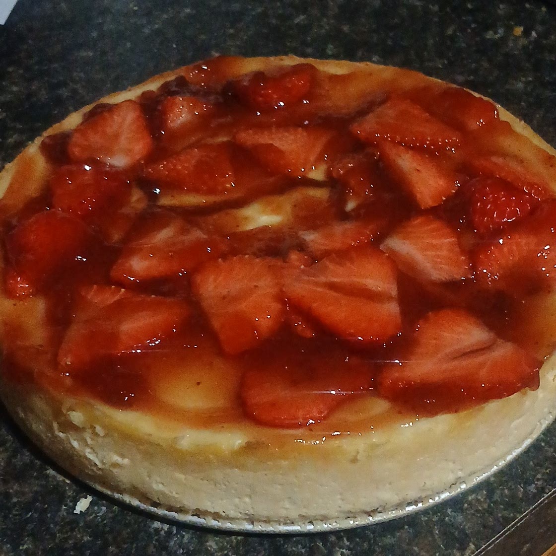 Strawberry Cheesecake with Graham Cracker Crust
