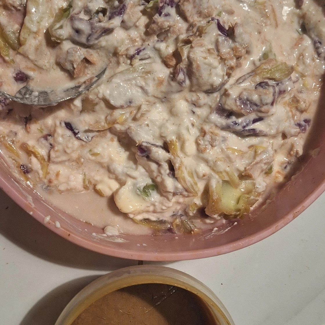 Cabbage tuna with yogurt