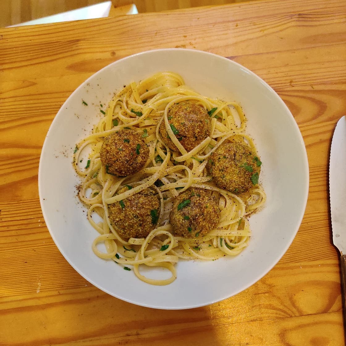 Zucchini ricotta balls