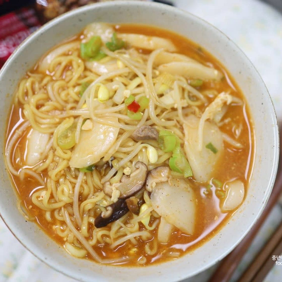 분식집 콩나물 해장라면