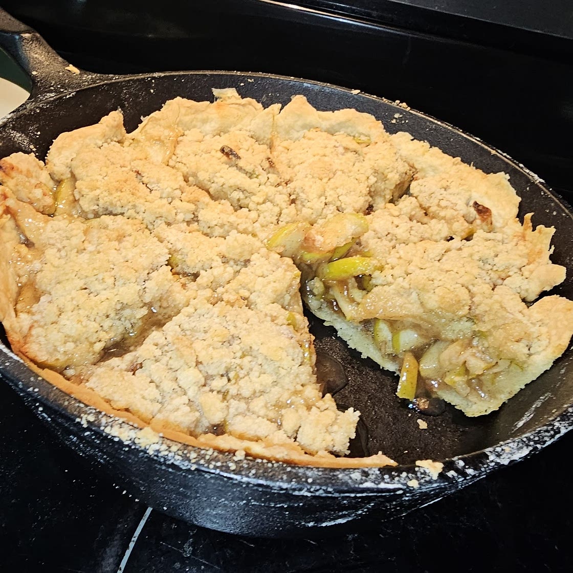 Dutch Apple Pie Recipe (Apple Crumb Pie)