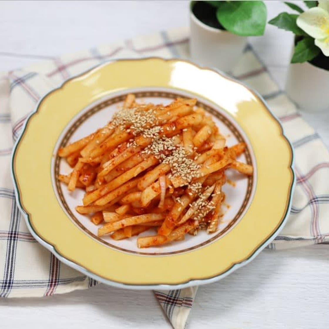 새콤달콤 무생채