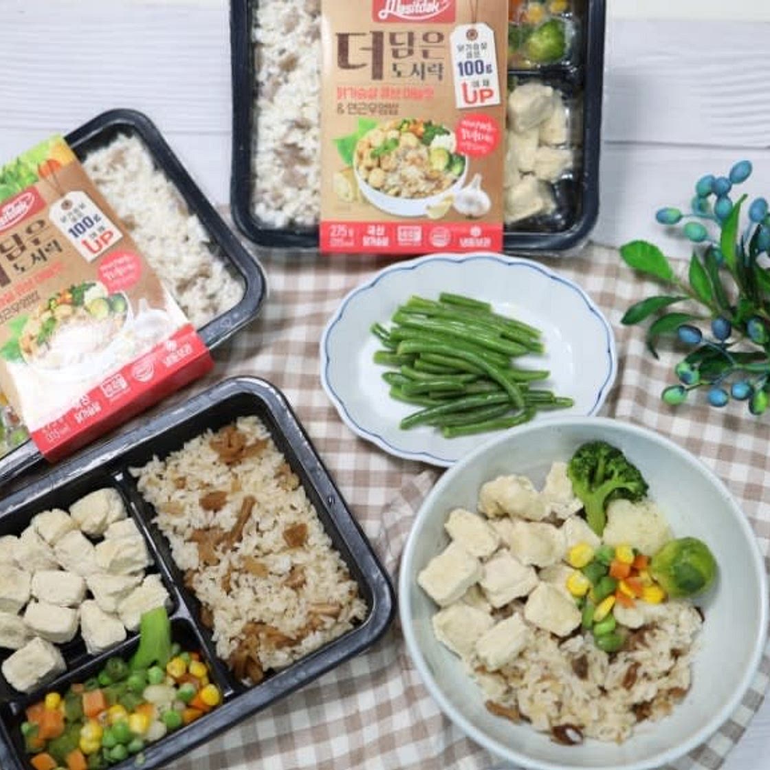 다이어트 닭가슴살 큐브 & 연근 우엉밥