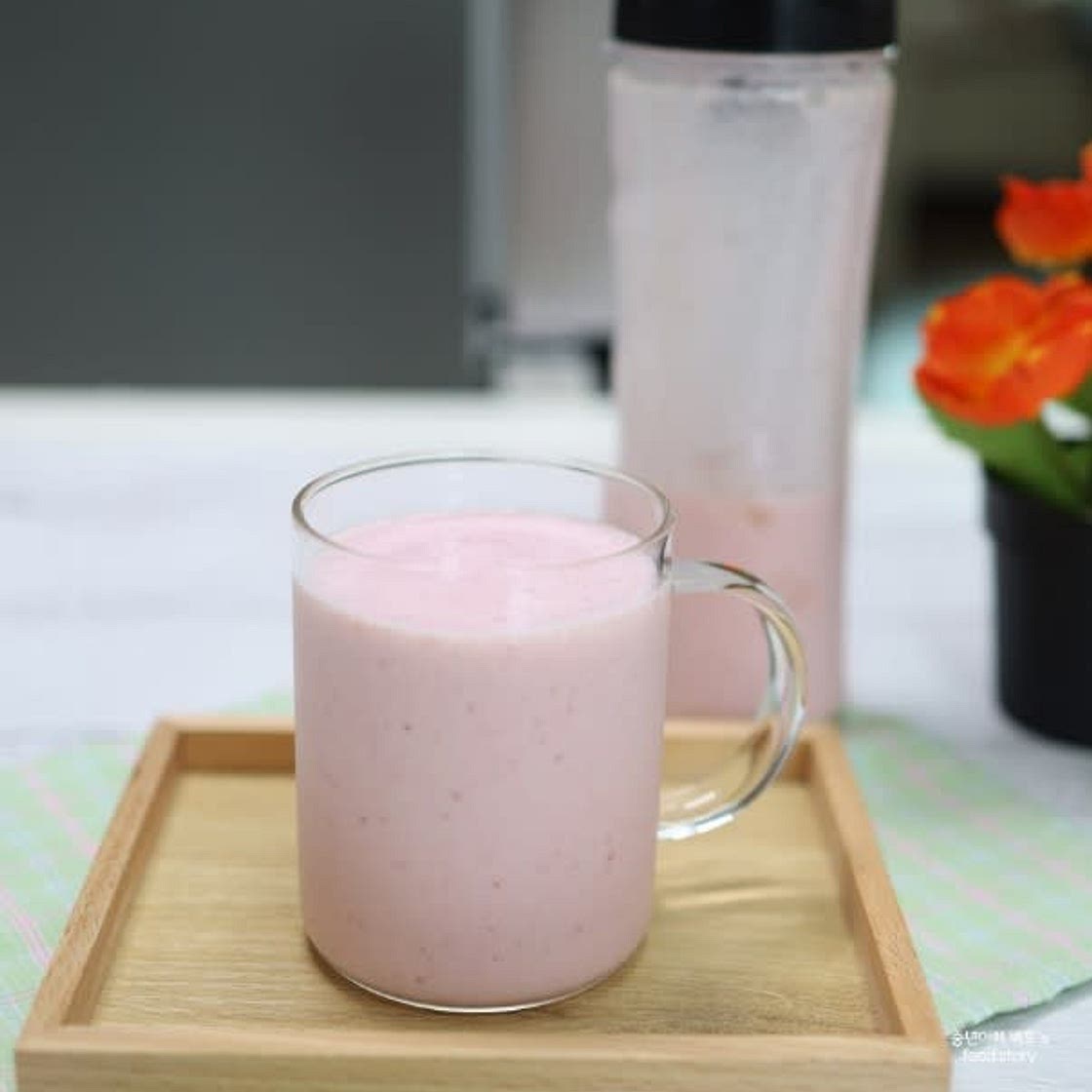 딸기요거트스무디