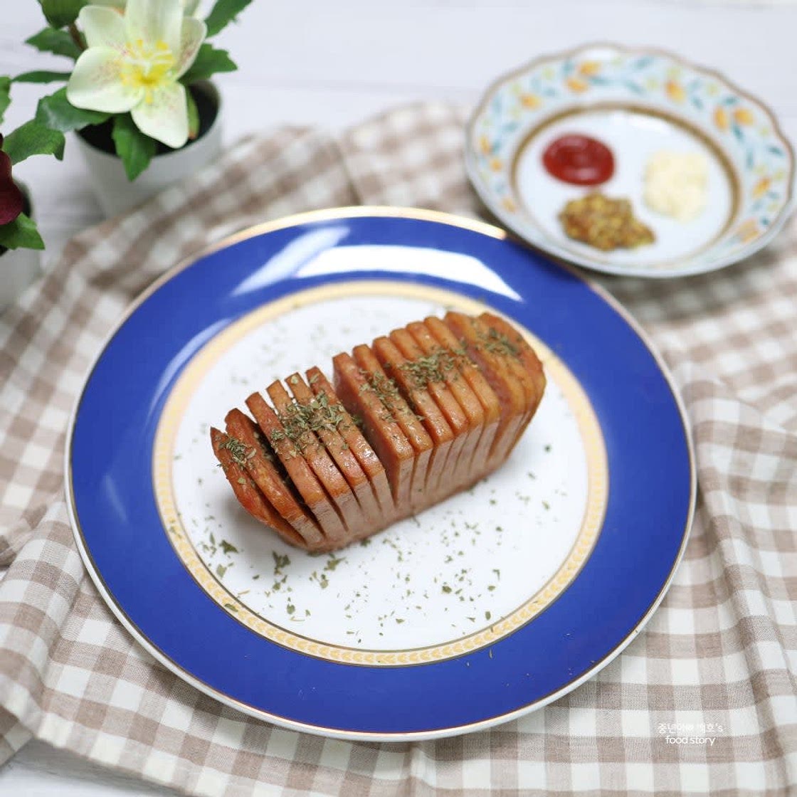 통스팸 에어프라이어 햄요리 에어프라이어 스팸 아코디언 통구이 간단한 밥반찬