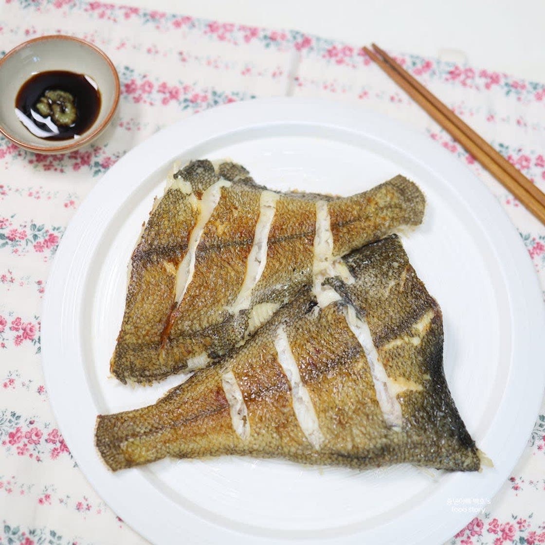 가자미구이 굽는법 생선구이 냉동 가자미 손질 굽기