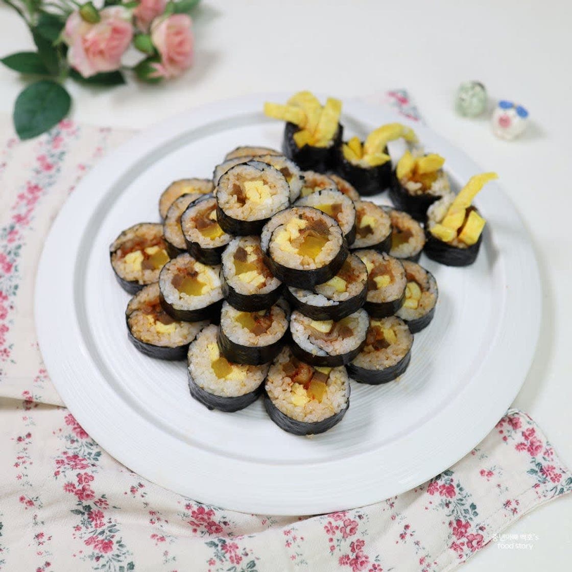 볶은 김치김밥