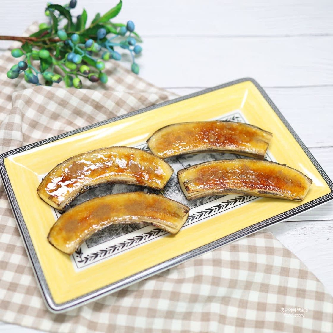 바나나브륄레 바나나 요리 간단한 디저트 만들기 요리용 토치로 바나나구이 굽기