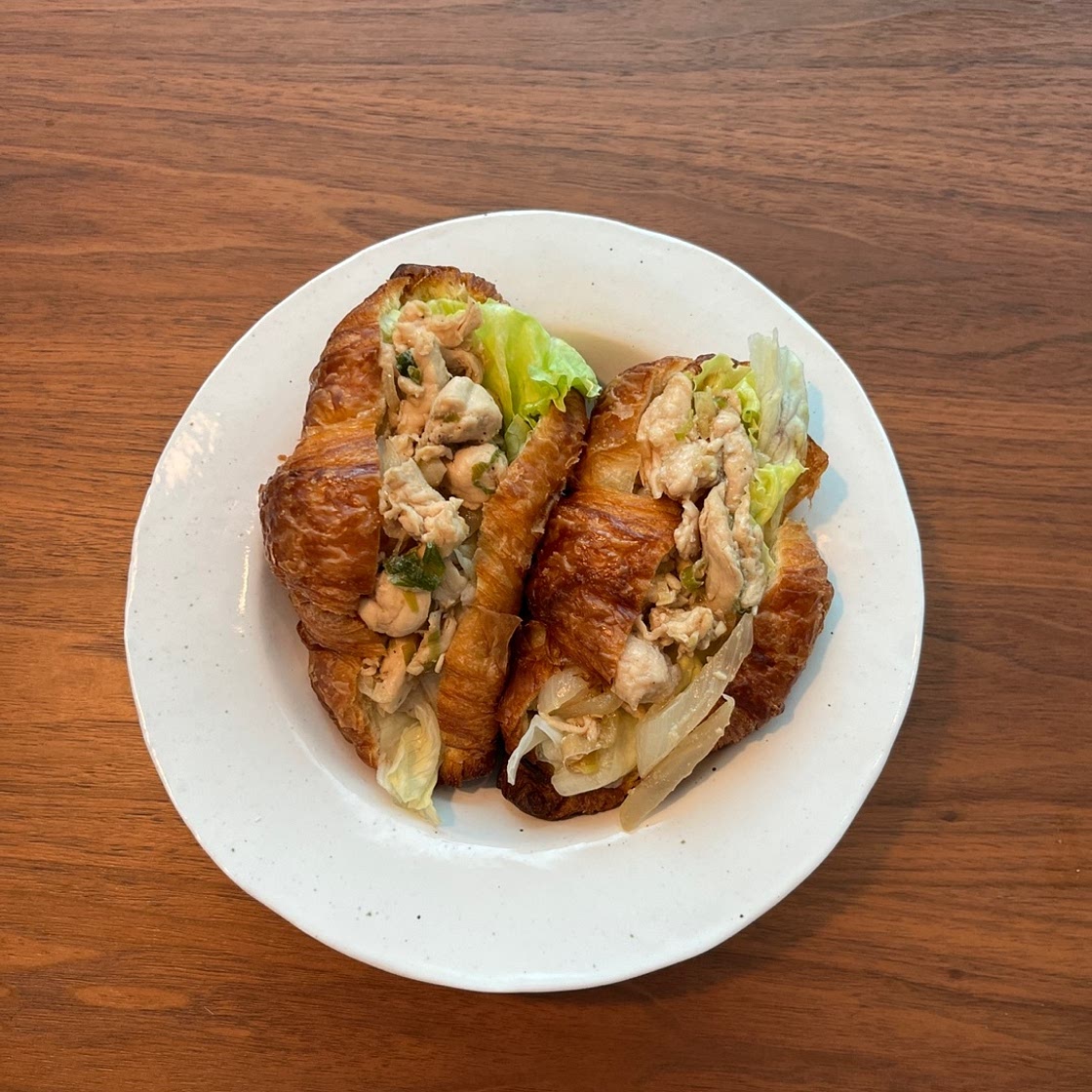 크루아상 샌드위치