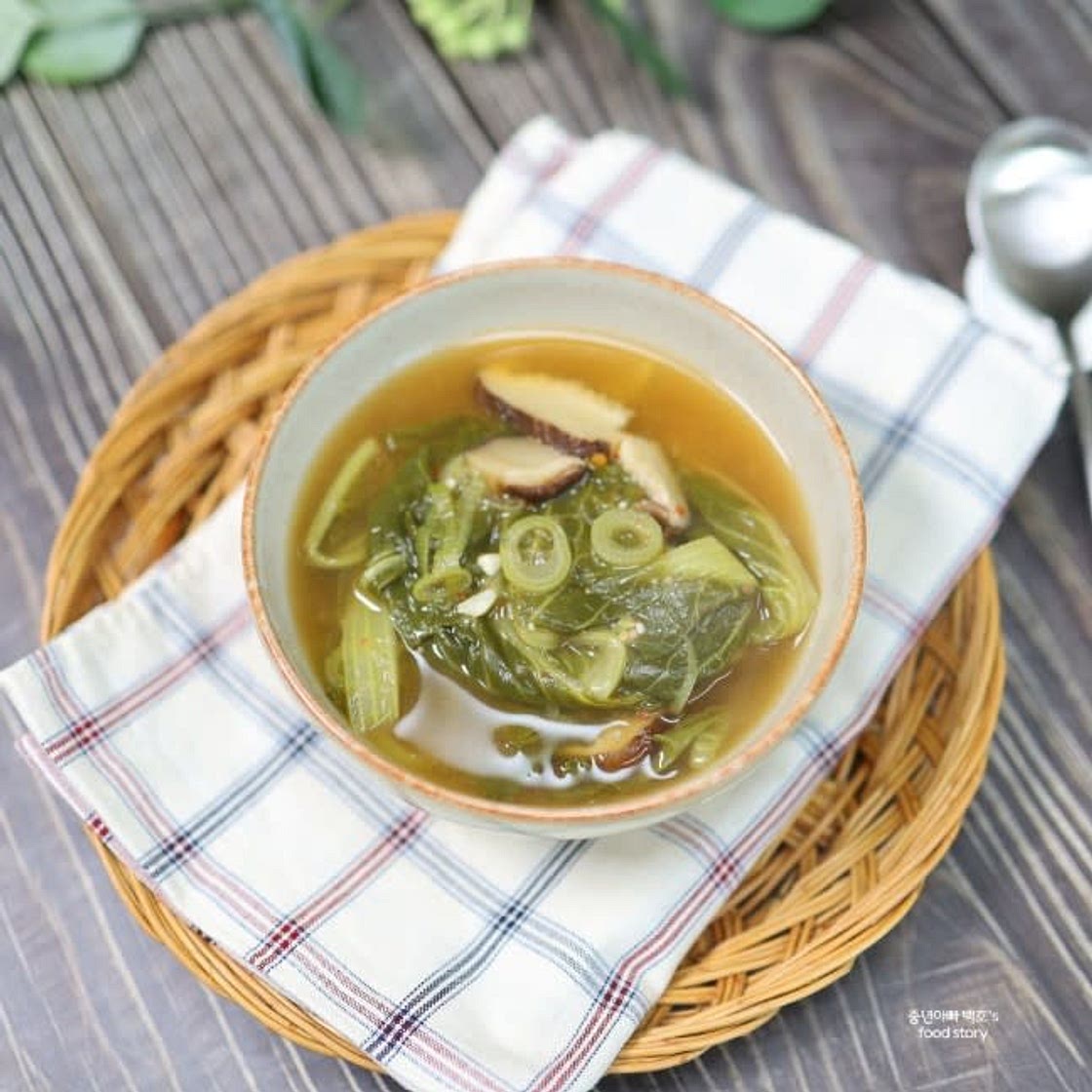 구수한 봄동된장국