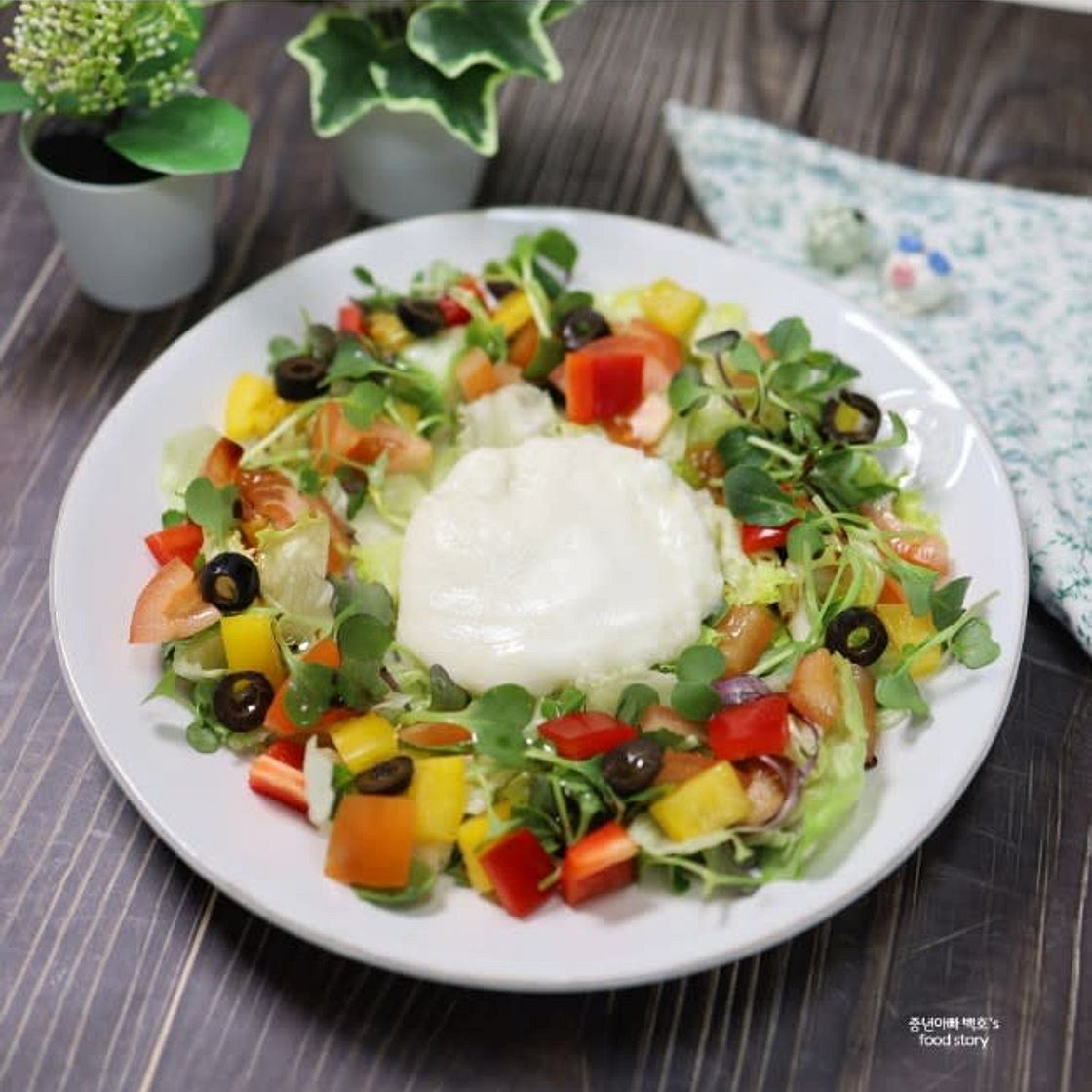브라타치즈 샐러드