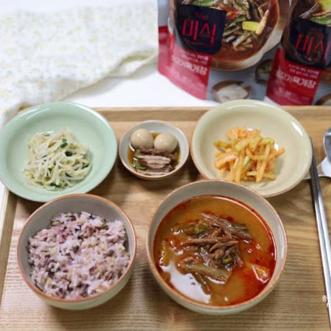 더미식 소고기육개장