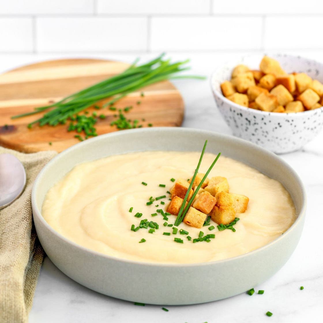 Chilled Cashew Leek Soup