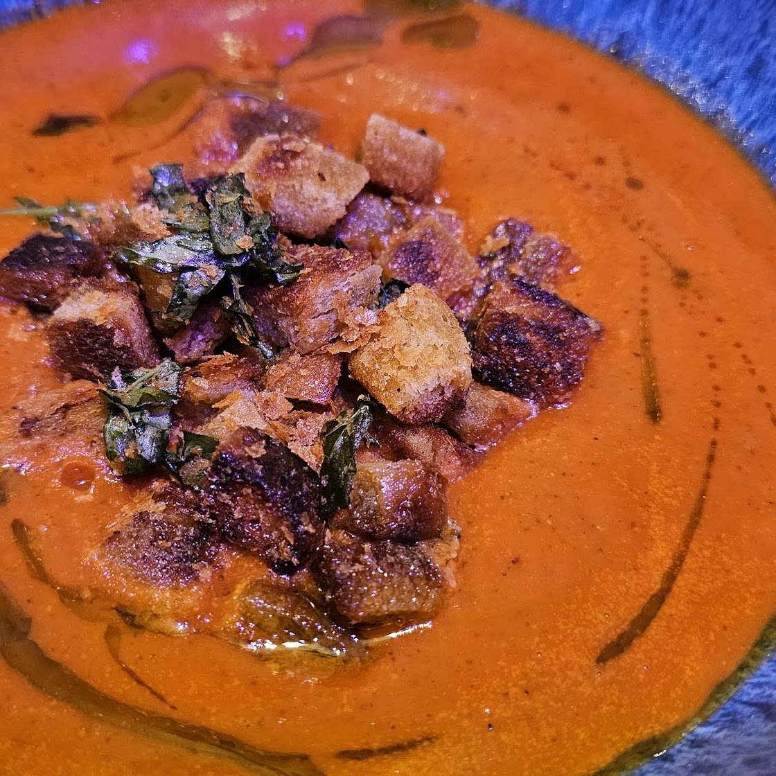 Healthy Tomato Zucchini Soup {Vegan + Gluten-Free}