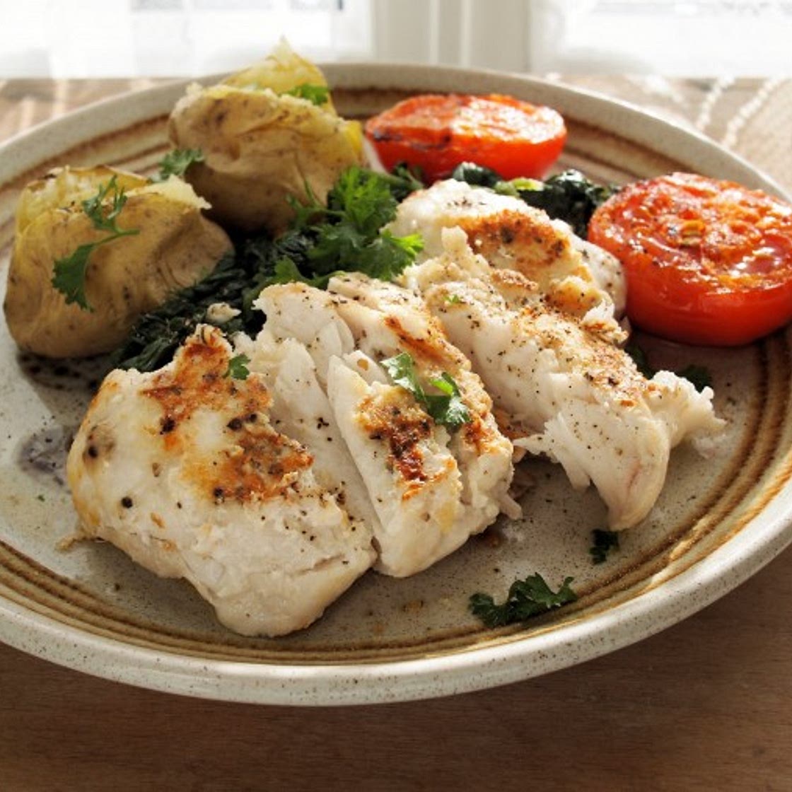 Low-Fat & Low-Calorie Garlic Hake Fillets