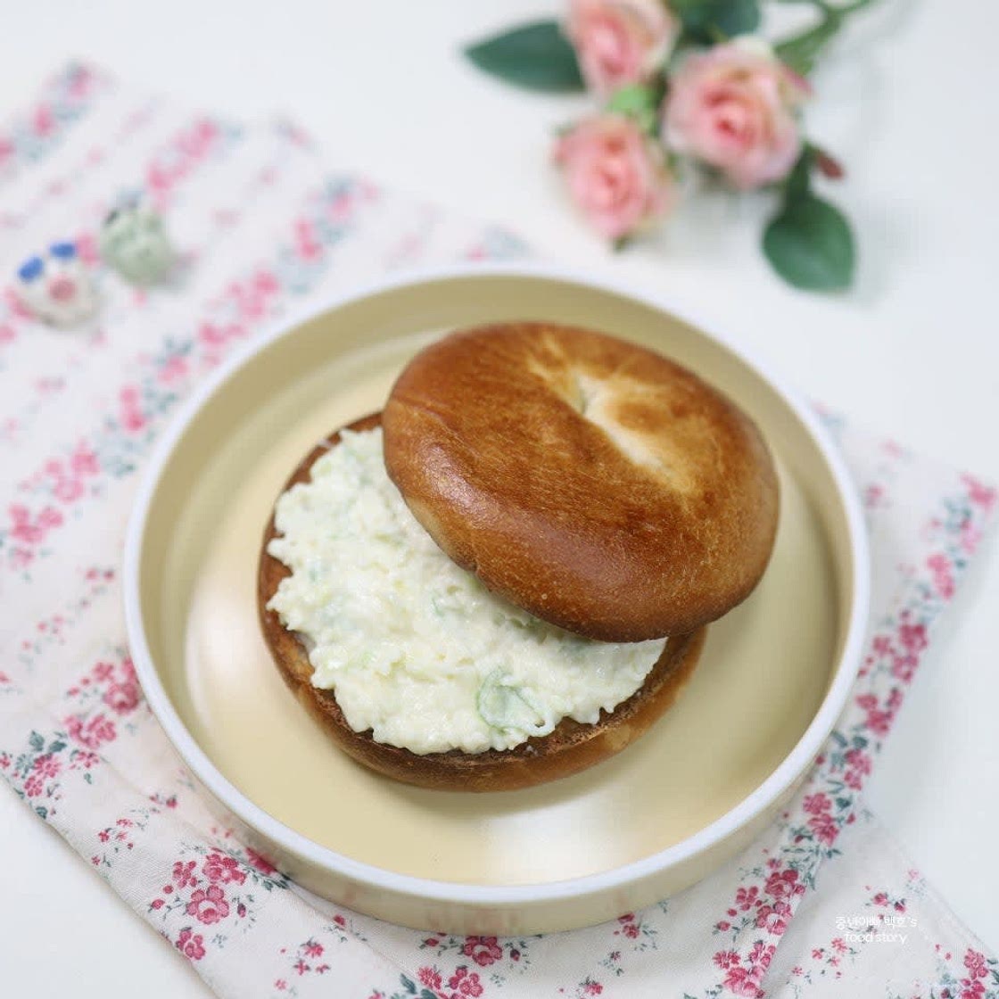 대파크림치즈 베이글 샌드위치